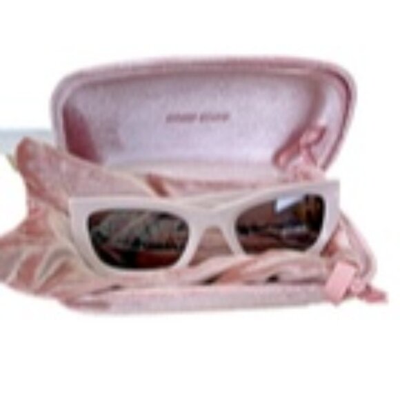 Miu Miu Glimpse Thick Chunky Geometric Cat Eye Sunglasses SMU09W Pink Mauve